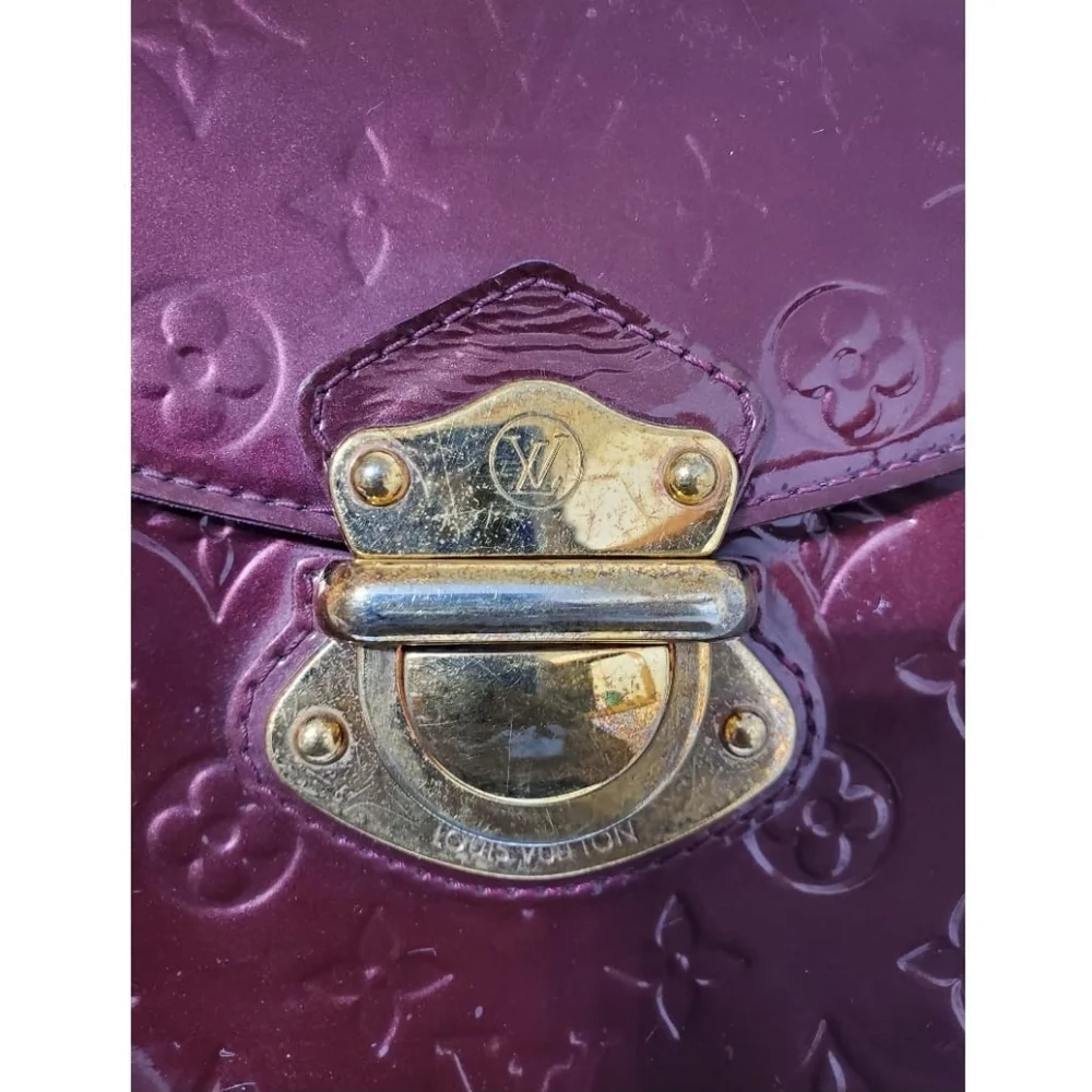 Louis Vuitton Mirada Amarante Vernis Shoul… - Picture 10 of 16